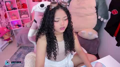 Any online show from November 2025 02:00:02 AM