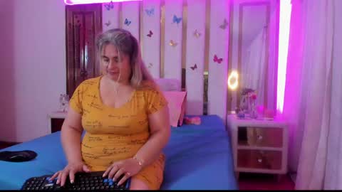 Snapshot of anyelamature chatting on May 2026 03:47:02 AM Anyela online show from May 2026 03:47:02 AM