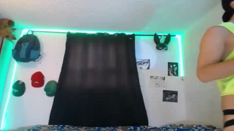 anyelo_sexyhot online show from February 2026 02:37:02 AM