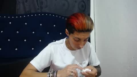 Snapshot of anyu_1306 chatting on December 2024 01:15:02 AM anyu online show from December 2024 01:15:02 AM