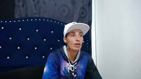 Snapshot of anyu_1306 chatting on February 2025 02:59:01 AM anyu online show from February 2025 02:59:01 AM