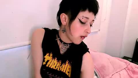 Snapshot of aoi_dandelion chatting on December 2024 10:10:01 PM aoi_dandelion online show from December 2024 10:10:01 PM