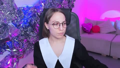 Snapshot of aphexqueen chatting on December 2024 05:17:02 PM APHEX QUEEN online show from December 2024 05:17:02 PM