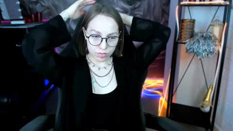 Snapshot of aphexqueen chatting on January 2025 09:17:01 AM APHEX QUEEN online show from January 2025 09:17:01 AM