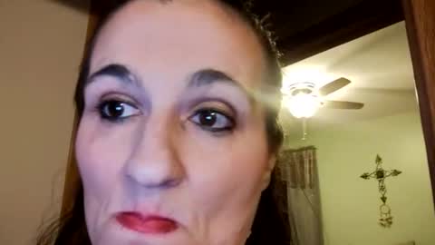 Snapshot of aphrodite60 chatting on March 2026 01:22:01 AM Aphrodite60 online show from March 2026 01:22:01 AM