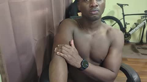 apollodarkmn online show from June 2026 07:07:02 PM