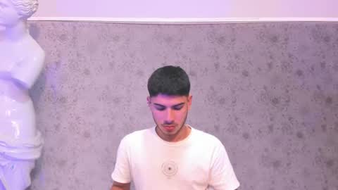 Snapshot of apolo_grayy chatting on February 2026 02:48:01 AM Apolo Grayy online show from February 2026 02:48:01 AM