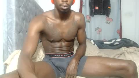 Snapshot of apoloblackbig chatting on July 2026 04:14:02 AM apoloblackbig online show from July 2026 04:14:02 AM