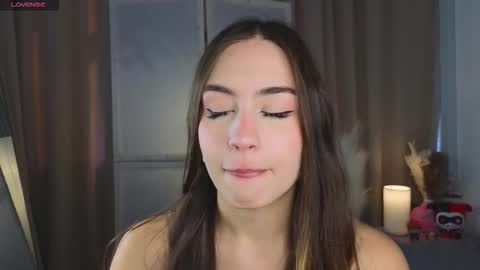 Vicki online show from October 2025 09:01:01 AM