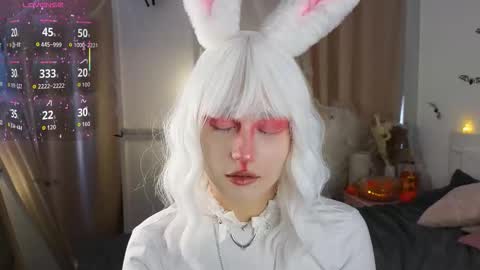 Vicki online show from October 2025 09:06:02 AM