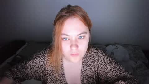 appleyummybuns online show from May 2026 06:45:02 PM