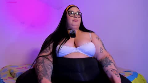 Maria online show from November 2025 10:56:02 PM