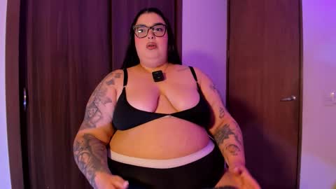 Maria online show from November 2025 10:43:01 PM