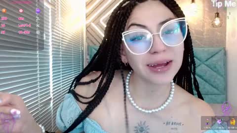 Snapshot of april_dumont chatting on February 2025 12:16:01 PM April online show from February 2025 12:16:01 PM
