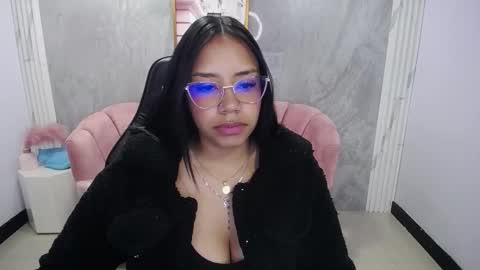 Snapshot of april_heart_ch chatting on October 2025 04:53:02 PM April online show from October 2025 04:53:02 PM