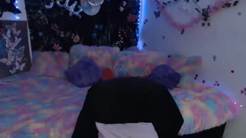 Snapshot of april_l6 chatting on February 2026 11:17:01 PM april_l6 online show from February 2026 11:17:01 PM