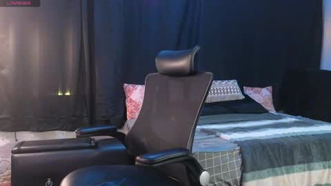 April Strife online show from May 2026 02:06:02 AM
