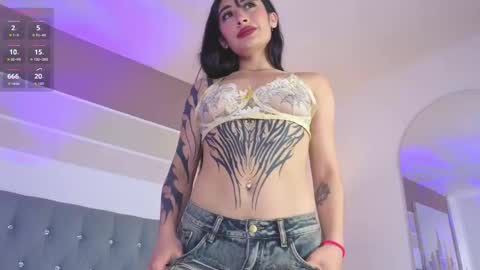 Cris online show from September 2025 01:11:02 PM