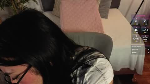 Cris online show from June 2026 02:33:01 PM