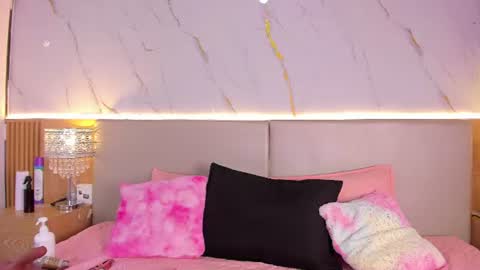 aprilgrey111 online show from June 2026 07:56:01 PM