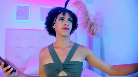 aprill_fox online show from October 2025 10:18:01 PM