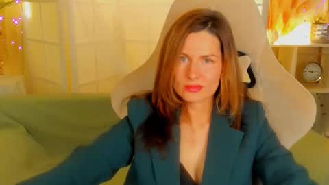 aprill_o_nill online show from December 2024 09:39:02 AM