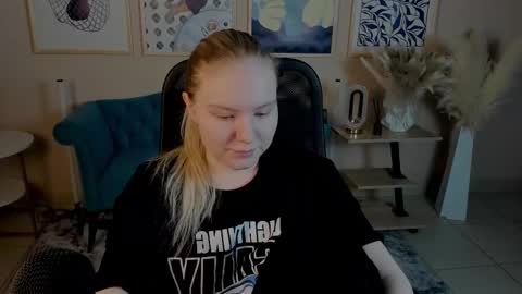 April. All year round.  online show from October 2025 02:19:01 AM