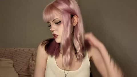 Alice D online show from May 2026 08:27:02 PM