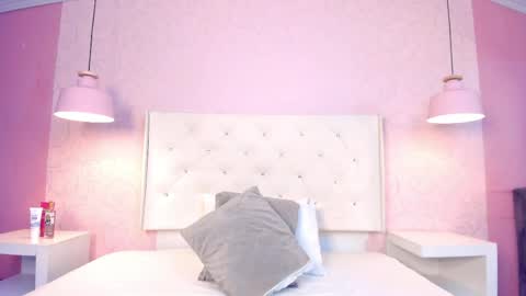 april online show from April 2026 12:30:01 PM