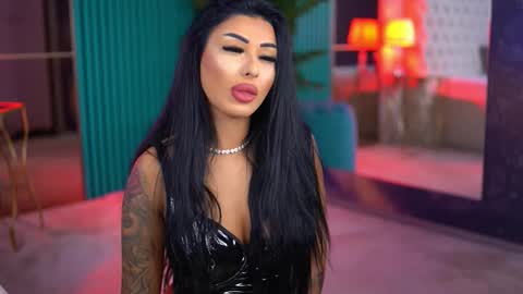 Snapshot of arabellaposh chatting on October 2025 06:43:01 AM arabellaposh online show from October 2025 06:43:01 AM