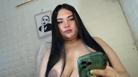 Snapshot of arahislovets chatting on February 2025 04:57:01 AM arah online show from February 2025 04:57:01 AM