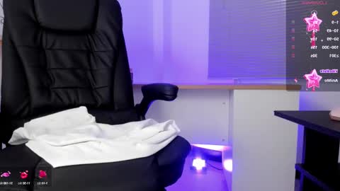 Arceluz  online show from February 2025 06:24:02 PM