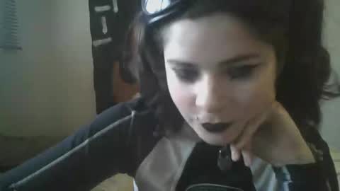 Snapshot of arcticfox_101 chatting on February 2026 04:19:02 PM Daisy online show from February 2026 04:19:02 PM