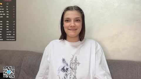 Caroline online show from April 2026 07:39:01 AM