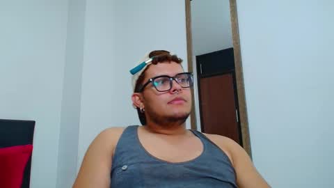 Snapshot of ares_morphy chatting on March 2025 09:51:01 PM Ares online show from March 2025 09:51:01 PM