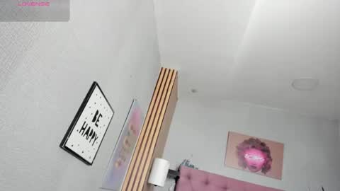 aria__monroe online show from March 2026 11:24:02 AM