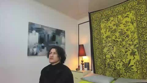 aria y orien  online show from September 2025 11:03:01 AM