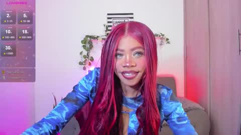 Snapshot of aria_brown_19 chatting on October 2025 12:47:01 AM ARIA online show from October 2025 12:47:01 AM