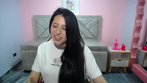 Aria online show from December 2025 10:51:03 PM