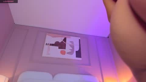 Aria  online show from April 2026 03:40:02 AM