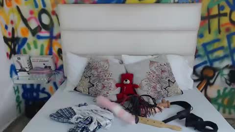 Snapshot of aria_martiin chatting on February 2025 12:51:02 PM aria online show from February 2025 12:51:02 PM