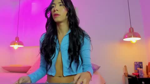 aria_millers1 online show from May 2026 11:19:01 AM