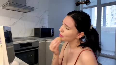 Aria online show from January 2025 10:41:02 AM