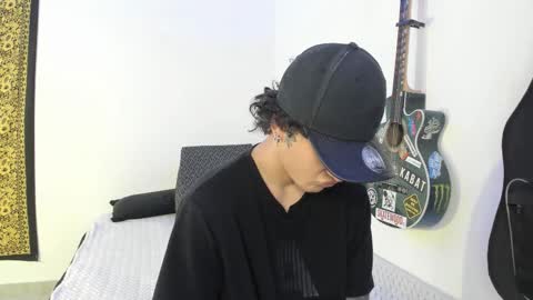 Snapshot of aria_x_orien chatting on February 2026 02:48:02 PM Aria and Orien online show from February 2026 02:48:02 PM