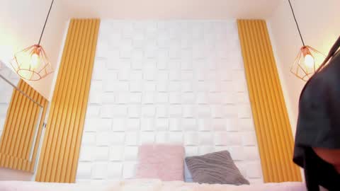 Snapshot of ariabelle1 chatting on April 2026 11:18:02 AM AriaBelle1 online show from April 2026 11:18:02 AM