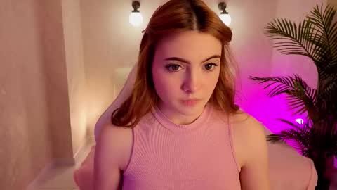 Daniela online show from November 2025 08:47:01 AM