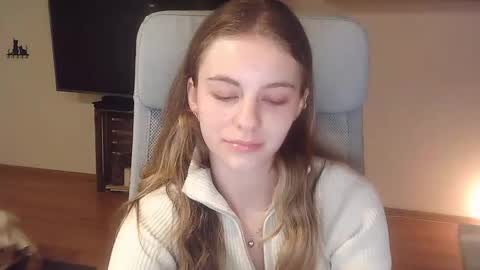 AriaCreazy online show from October 2025 09:21:02 PM