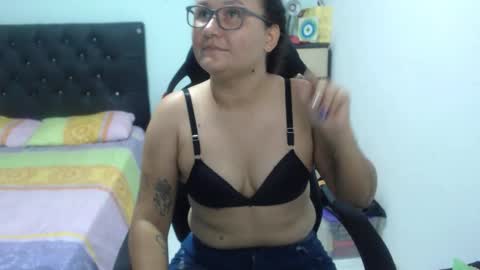Snapshot of ariadna_6 chatting on October 2025 06:41:02 PM ...Ariana... online show from October 2025 06:41:02 PM