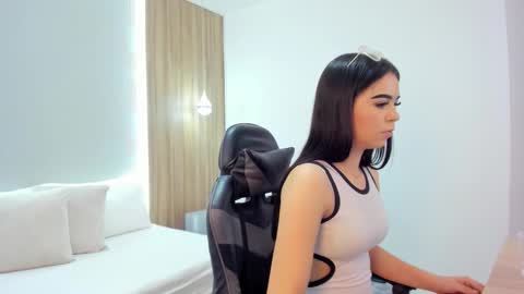 Snapshot of ariadna_boneville chatting on February 2026 07:36:02 PM A R I A D N A online show from February 2026 07:36:02 PM