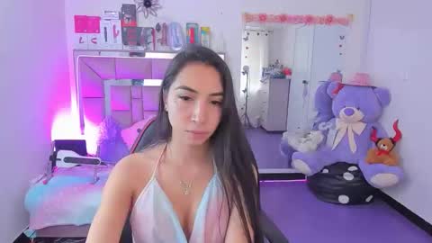 ariadnacappelletty online show from May 2026 05:54:02 PM